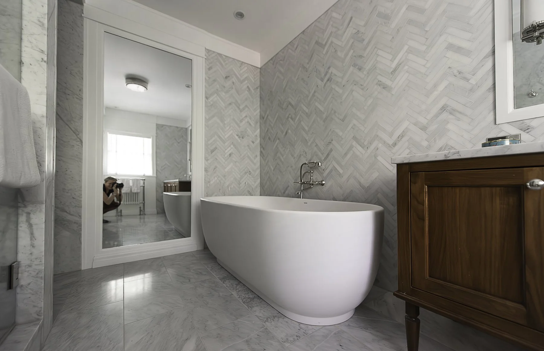 colonial-bath-shumakerdesign.jpg