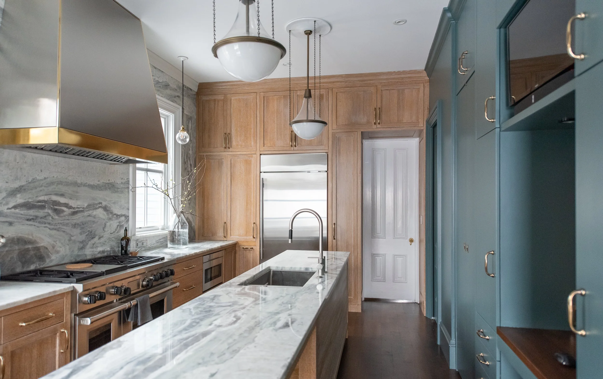 italianiate-shumakerdesign-evanston-kitchen.jpeg