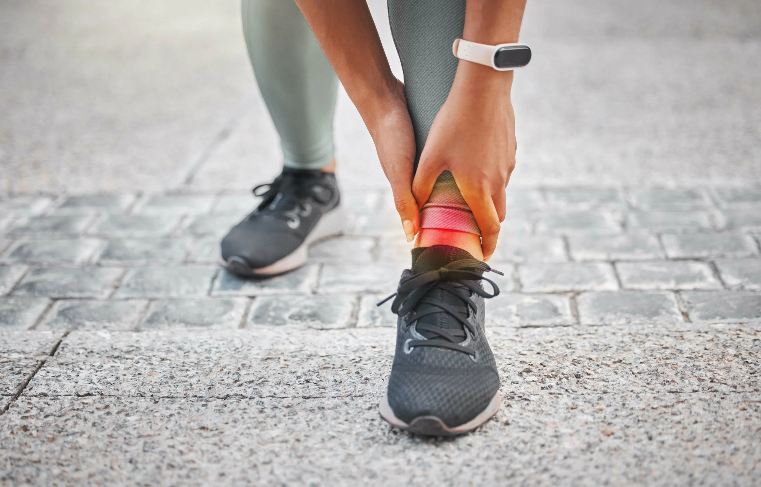 ankle-pain-sprain-treatment-manhattan-signature-pt.jpg