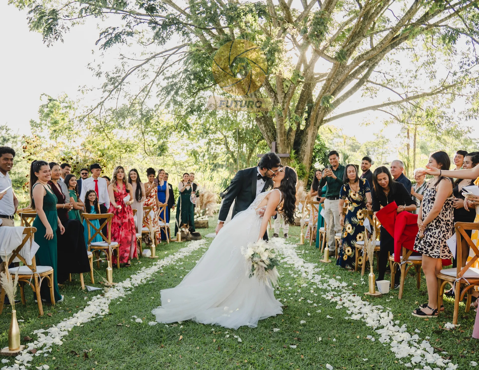 Cobertura completa de boda video y fotografia profesional tipo CINE, mejores locaciones para casarse, servicios para bodas en bogota colombia - FUTURO  
