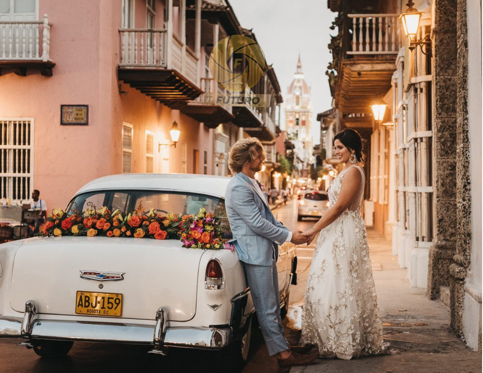 Cobertura completa de boda video y fotografia profesional tipo CINE, retrato editorial, fotos profesionales, mejores locaciones para casarse, servicios para bodas en bogota colombia - FUTURO  