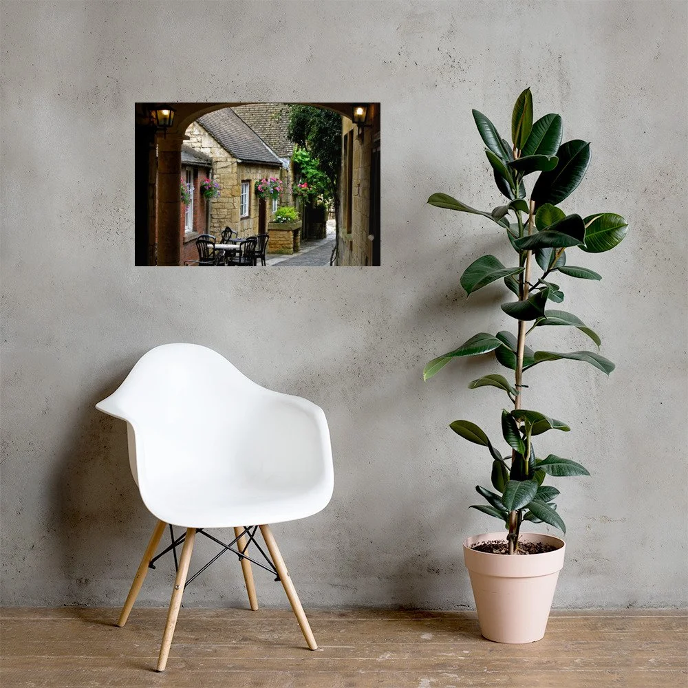 Chipping Camden Alleyway