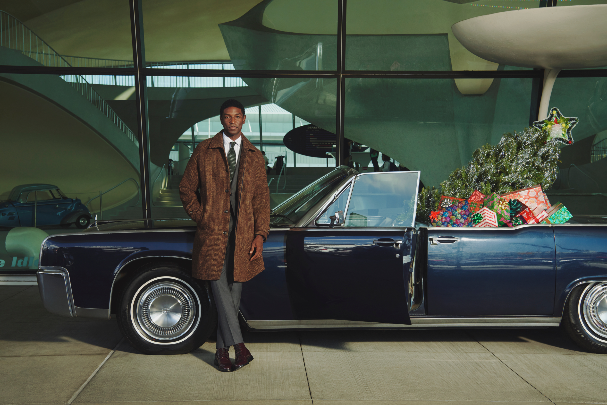 SHOT14_SUITING_ SUPER-150_DOUB LE-BREASTED_NOVEMBER_0008 1.png