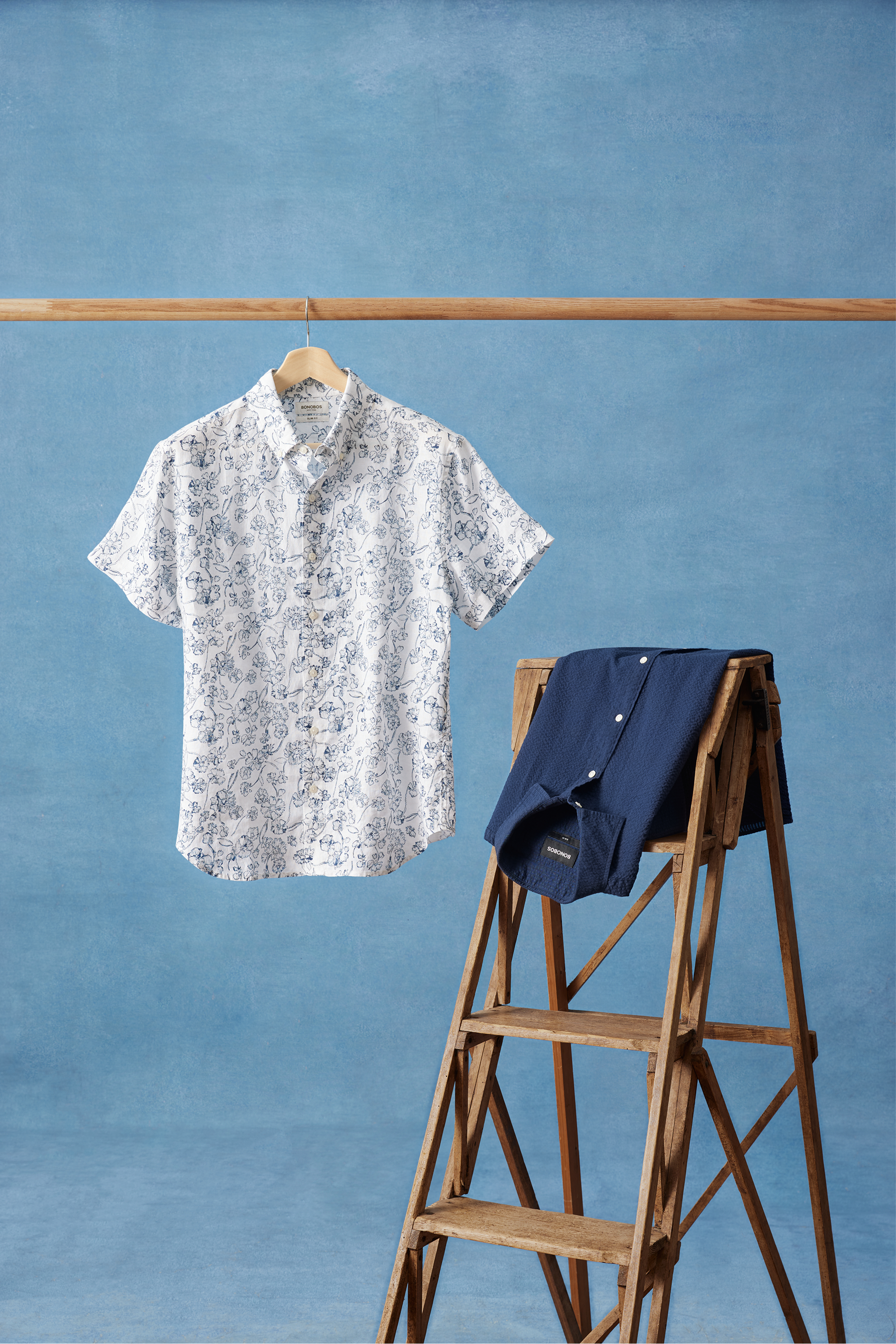 BNBS_HOL25_JAN_RIVIERA-SHORT-SLEEVE-SHIRT-JAN_VARIETY_0275.png
