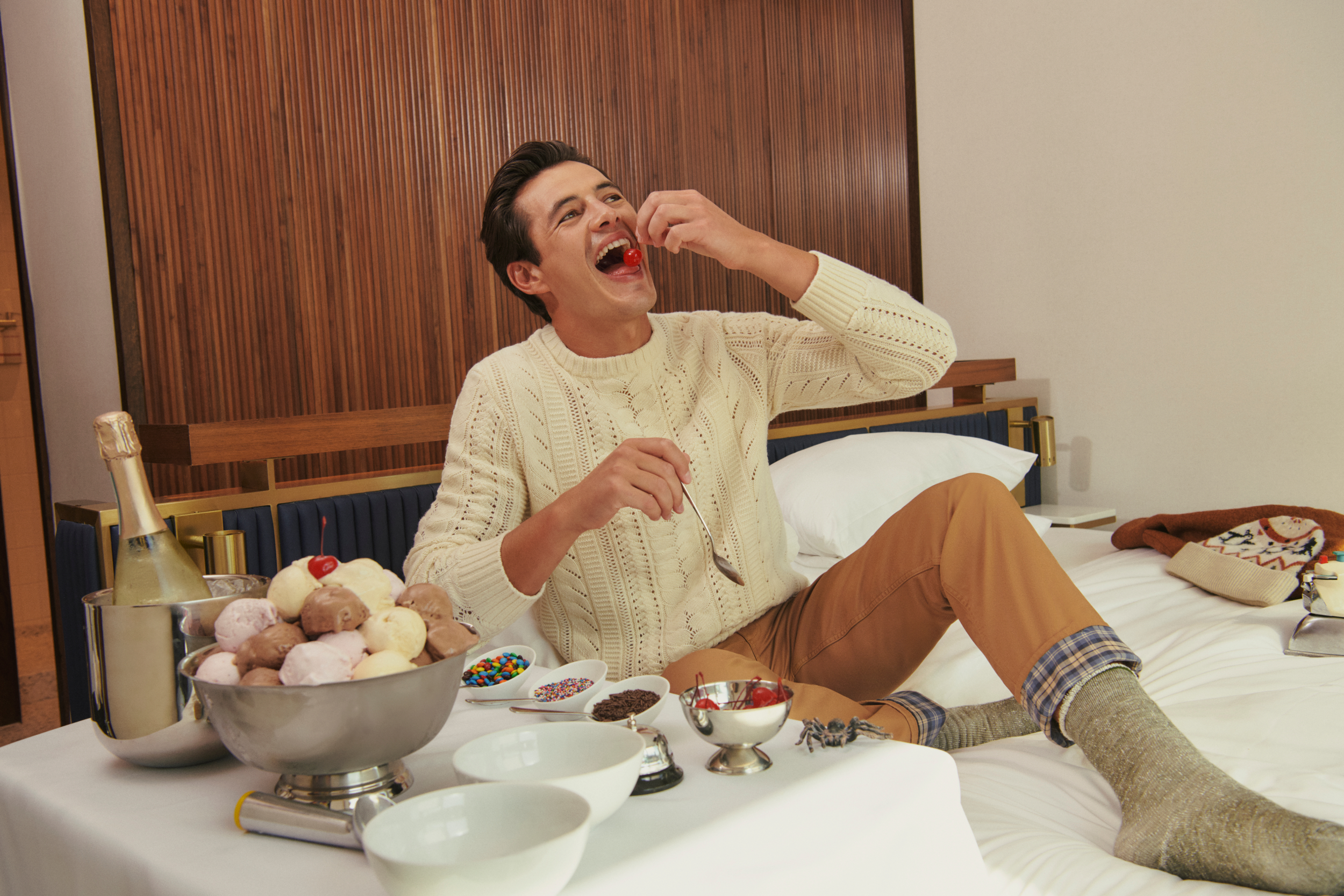 SHOT16_HOME-AL ONE_CABLE-KNIT- CREW_DECEMBE R_0271 copy 1.png