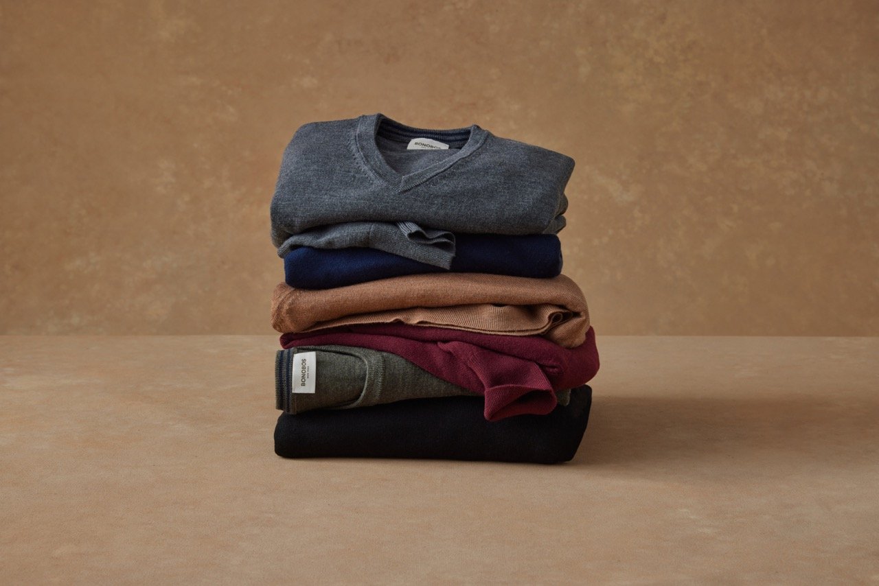 BNBS_FA25_LAUNCH_MERINO CREW-V-NECK_VARIETY_0153_RT Large.jpeg