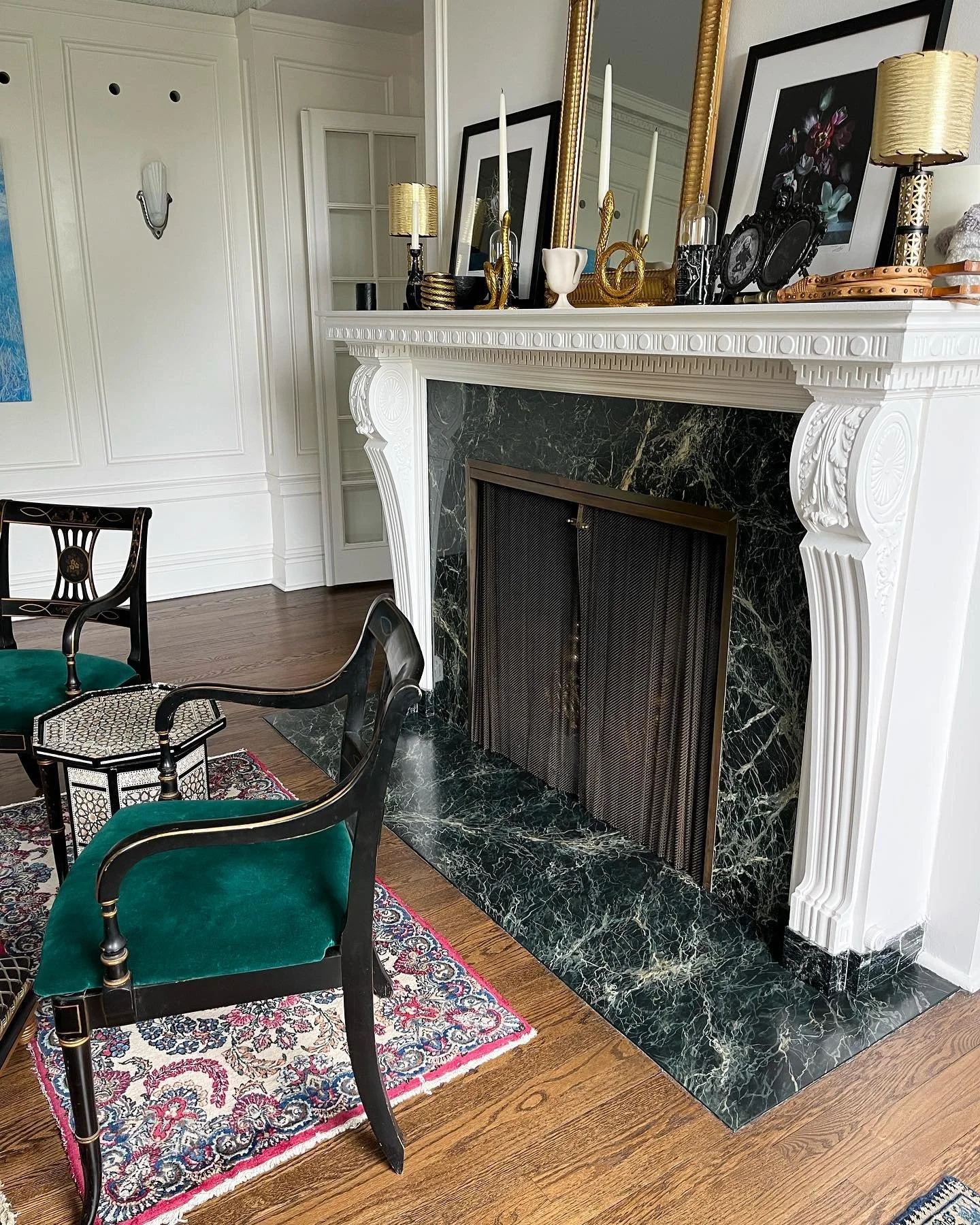 ⚡️Faux green marble hearth floor⚡️
&bull;
I was asked to replicate the look of the fireplace surround that was made with old spider green marble slabs, but first we had to even out the surface that was covered in painted tile.
This type of marble has