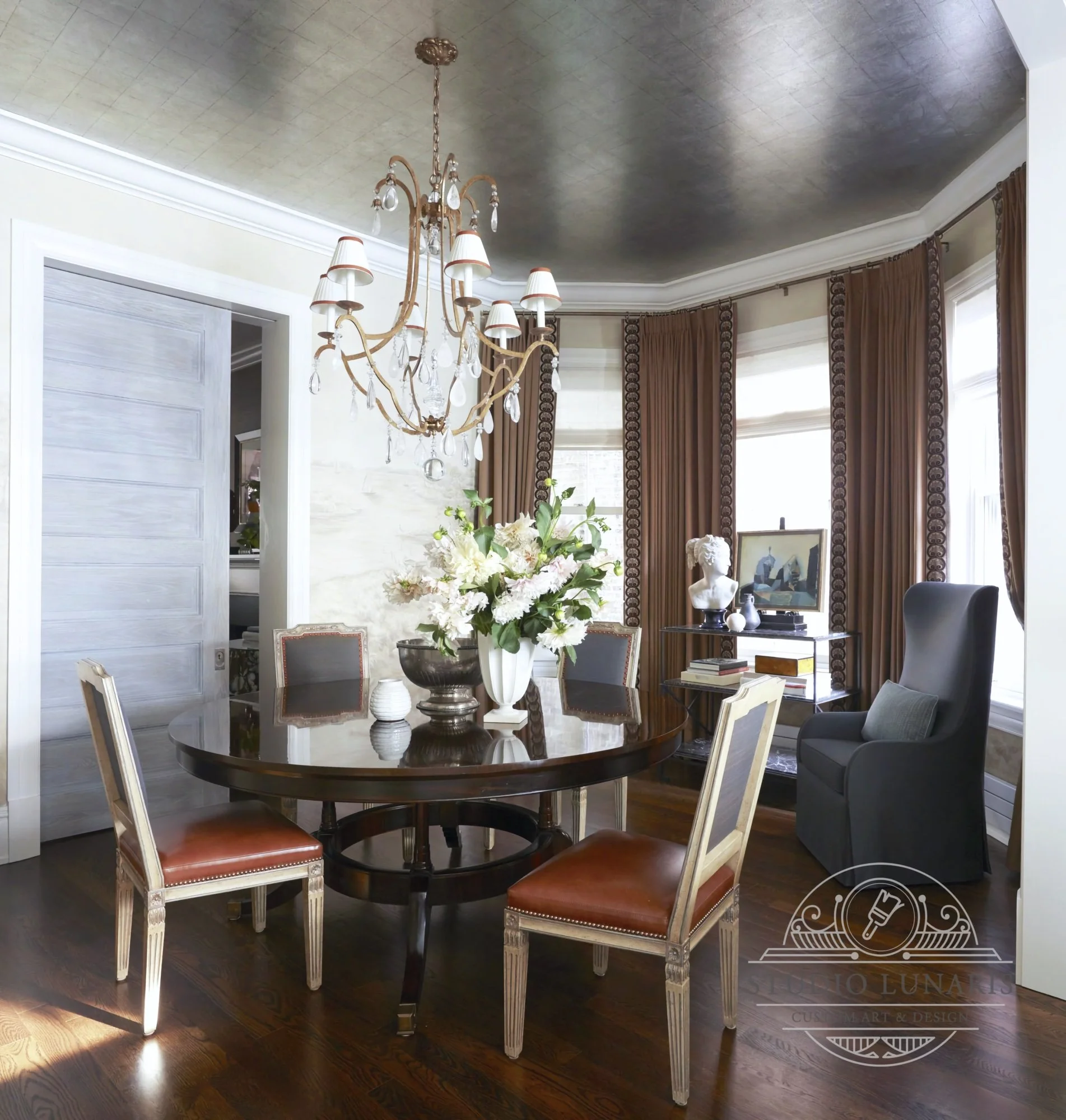 Silver patina ceiling in a dining room