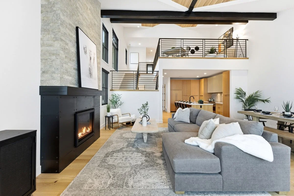 7 DSC09791_with_fire.jpg