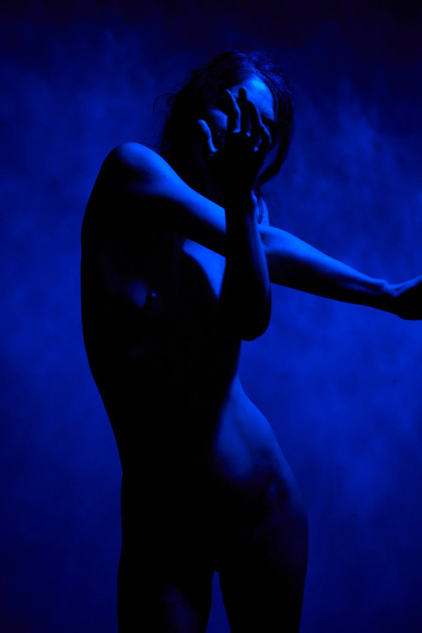 LP-outoftheblue-corps-bleu (8).jpg