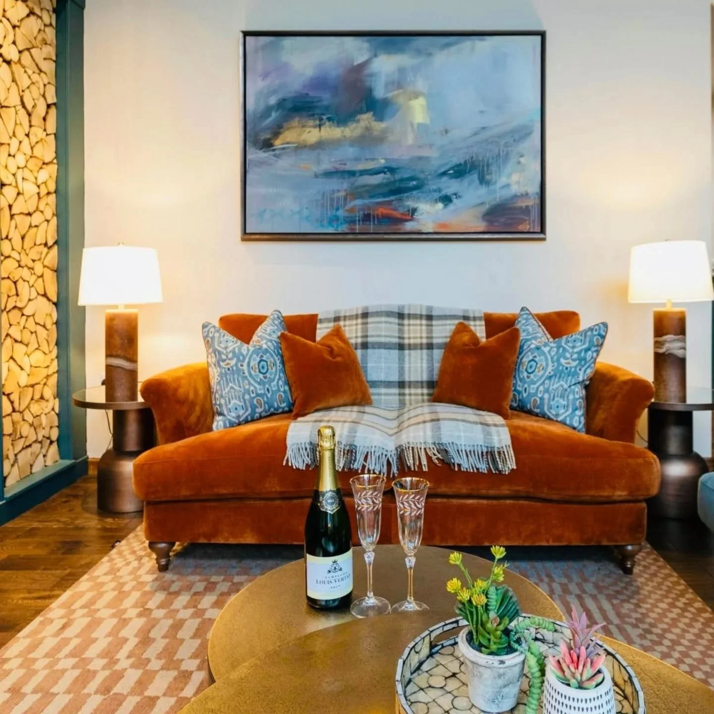 Latest install at @penvalelodges 

I loved creating this piece inspired by the sun shining through the clouds.

I will be showcasing some of  my new landscape paintings @fusionartfair in Chester 24th to 26th this month, if you'e nearby pop in and say