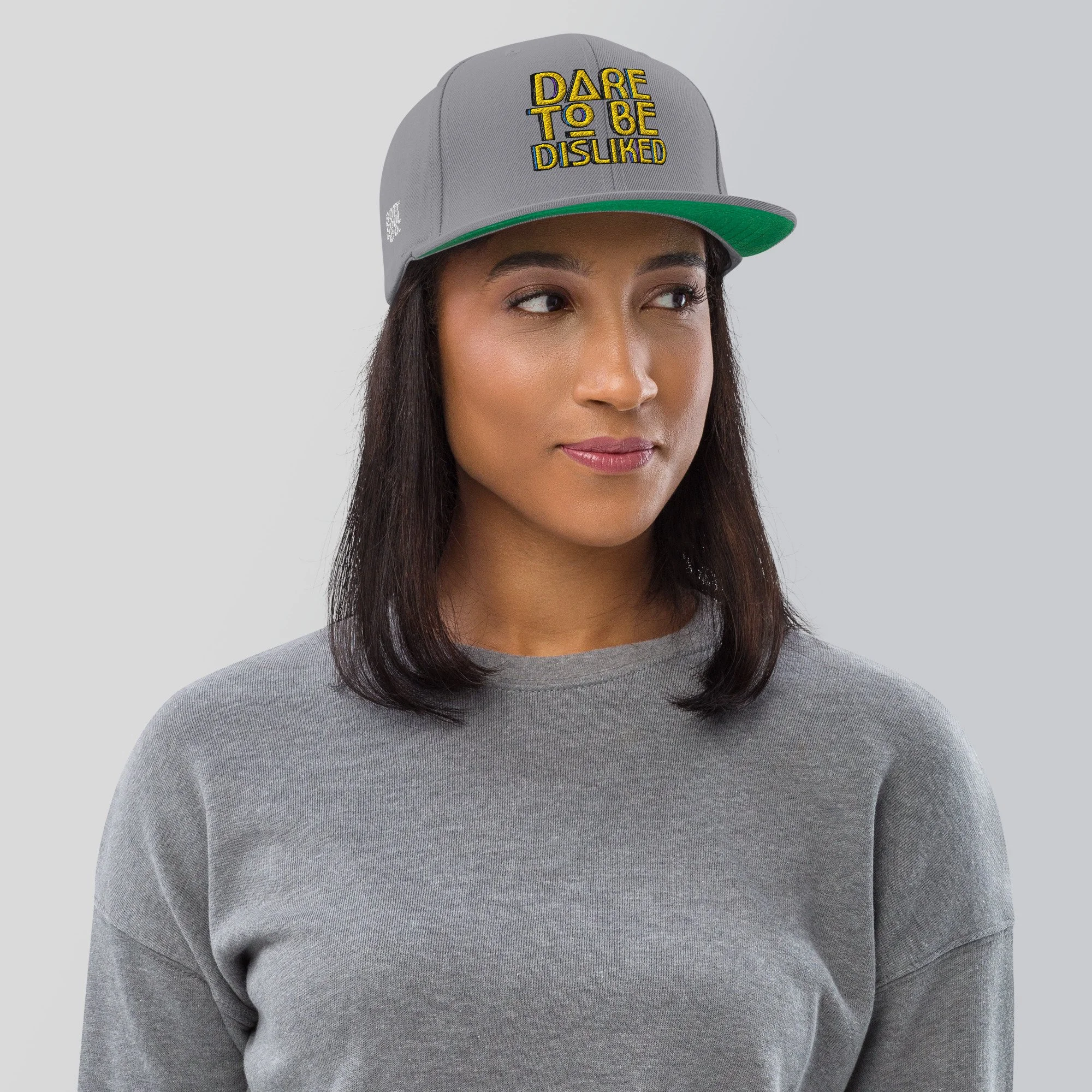 classic-snapback-silver-front-69d18a1c01011.jpg