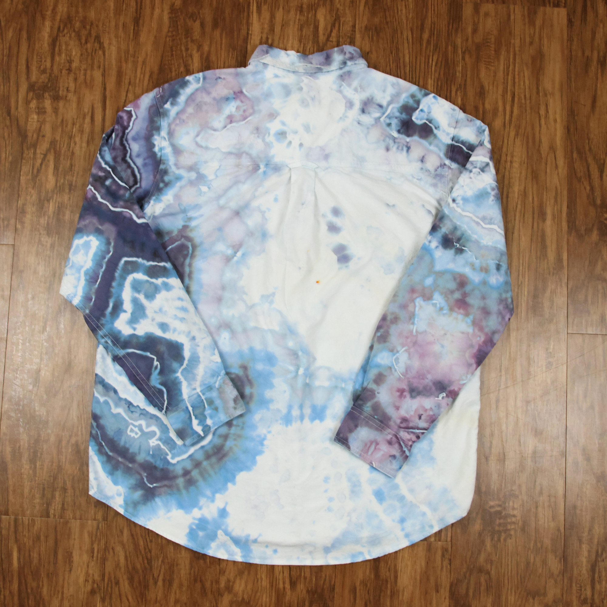 Amethst Waves Long Sleeve Button Up (9).png