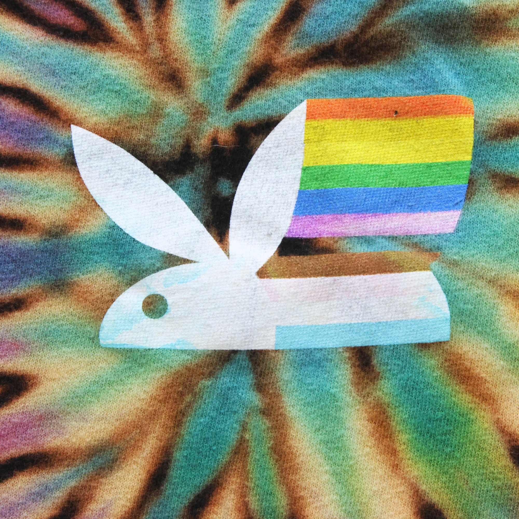 Playboy Bunny Rainbow SPiral (2).png