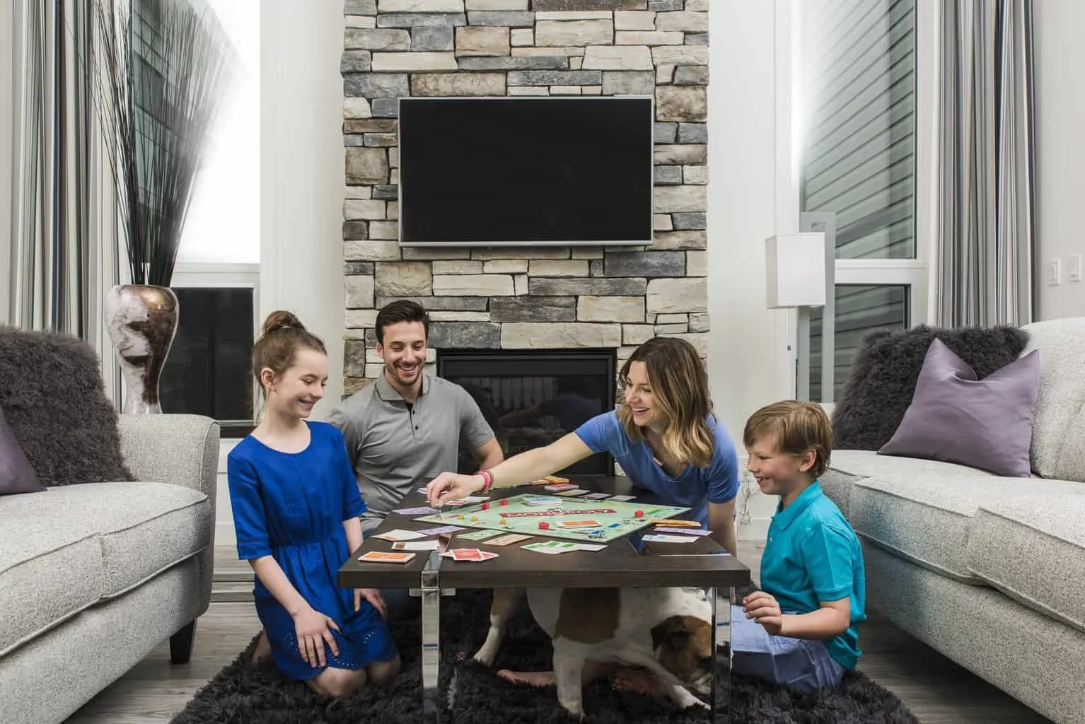 7 Reasons Why Stock Photos Could Ruin Your Brand and How to Avoid It