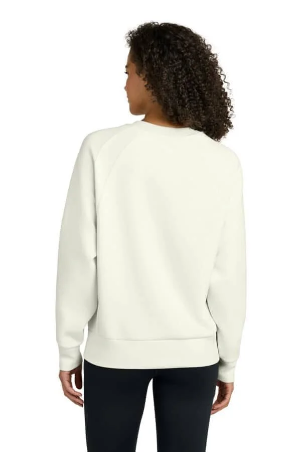 LOG863_opalwhite_model_back.jpg