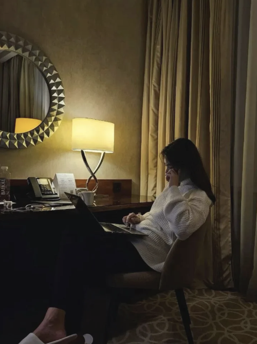 Niche Marketing for Female Founders: Why Generic Strategies Fail