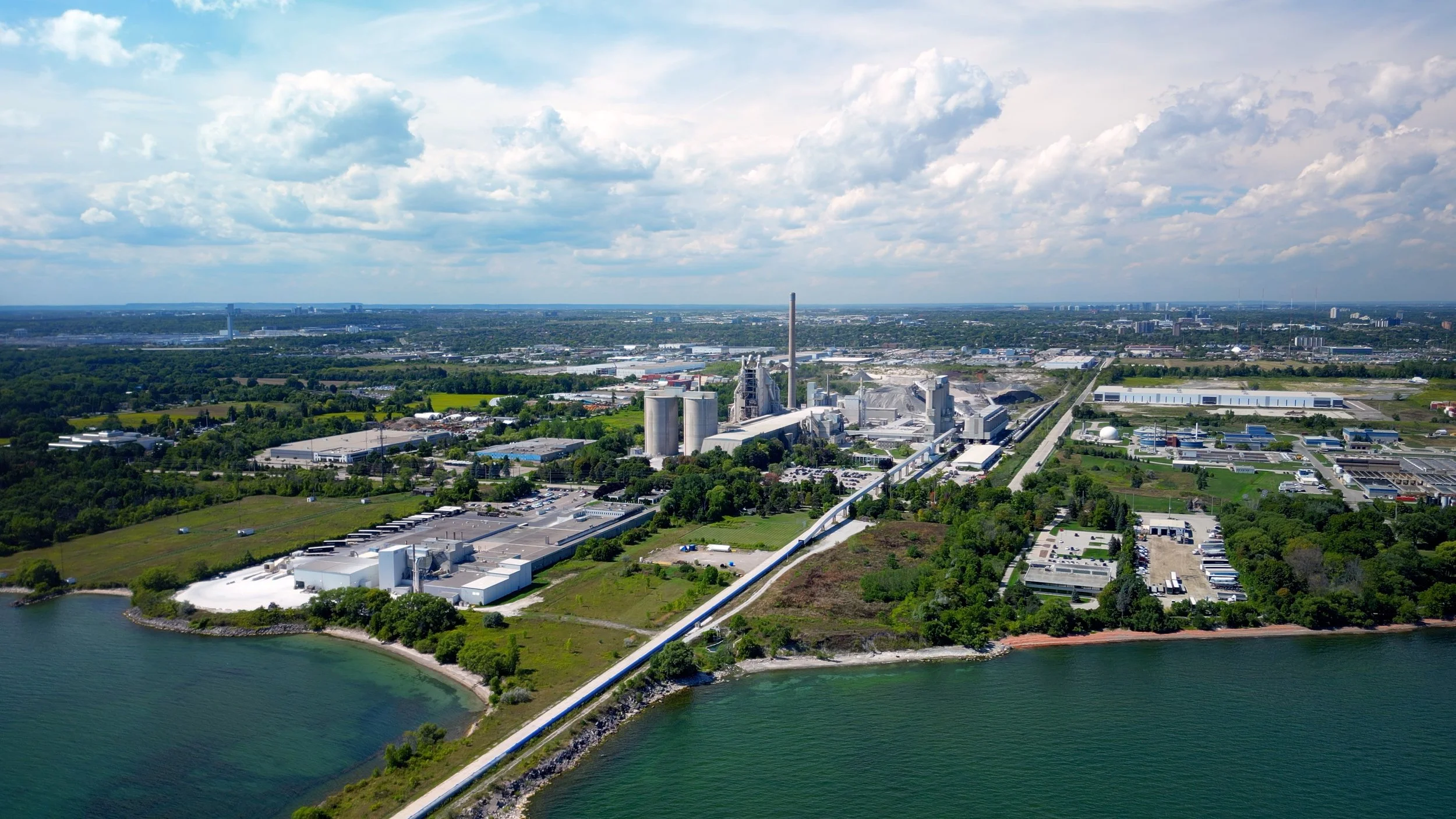 Image of cement plant