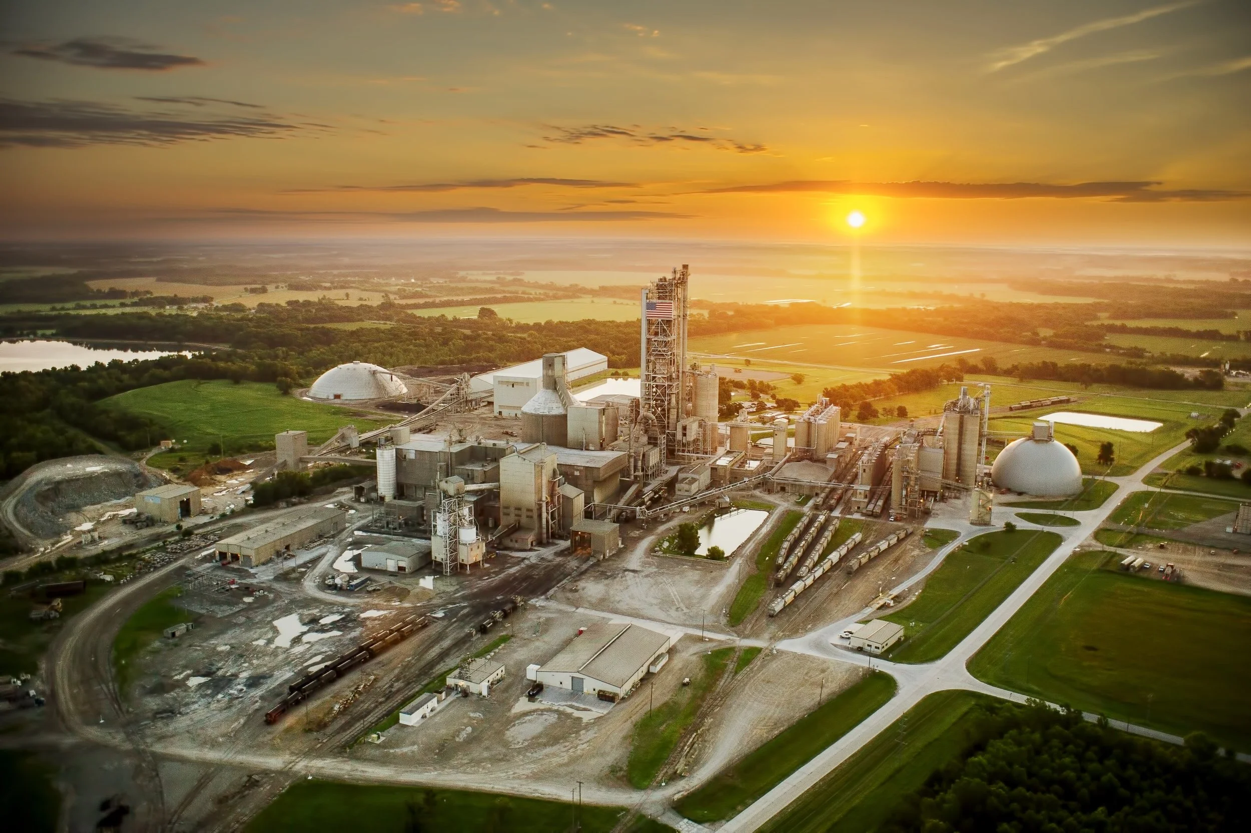 Image of cement plant
