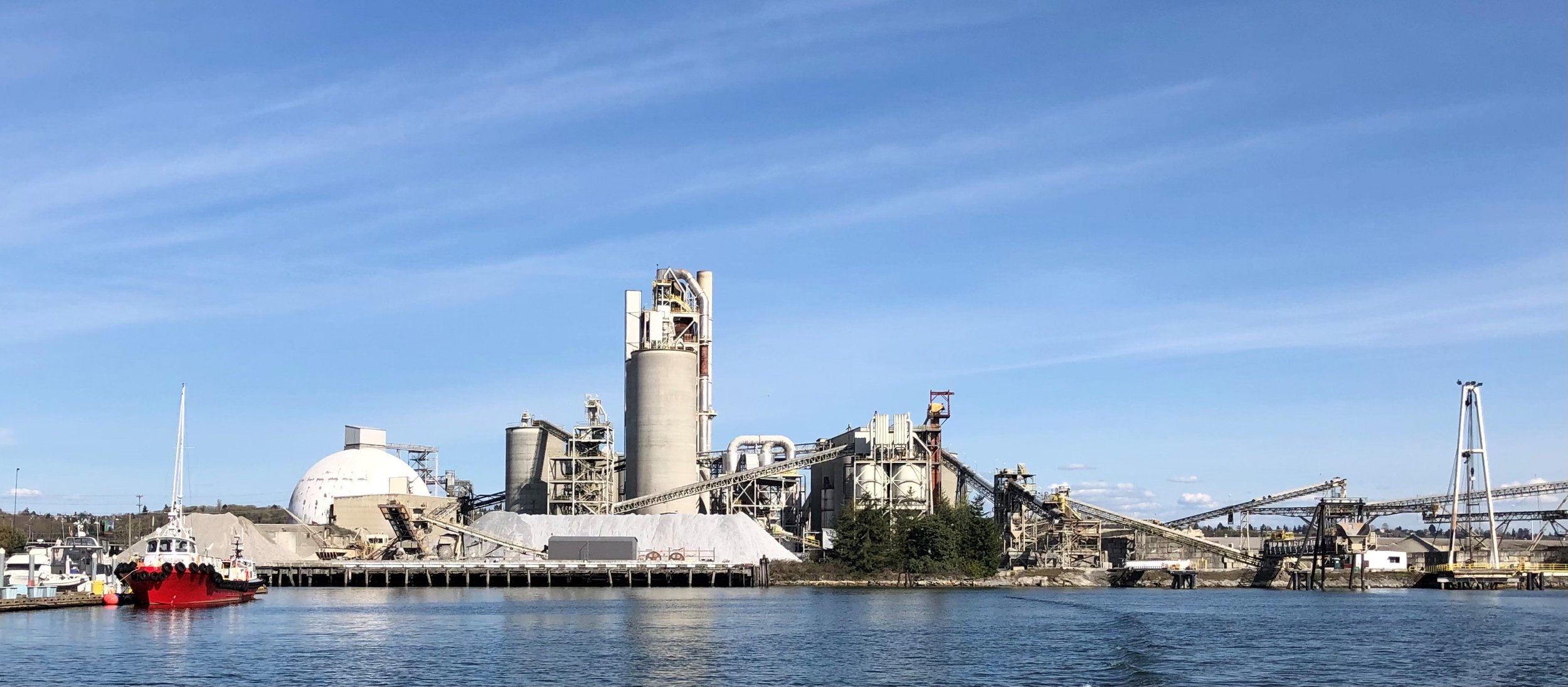 Image of cement plant
