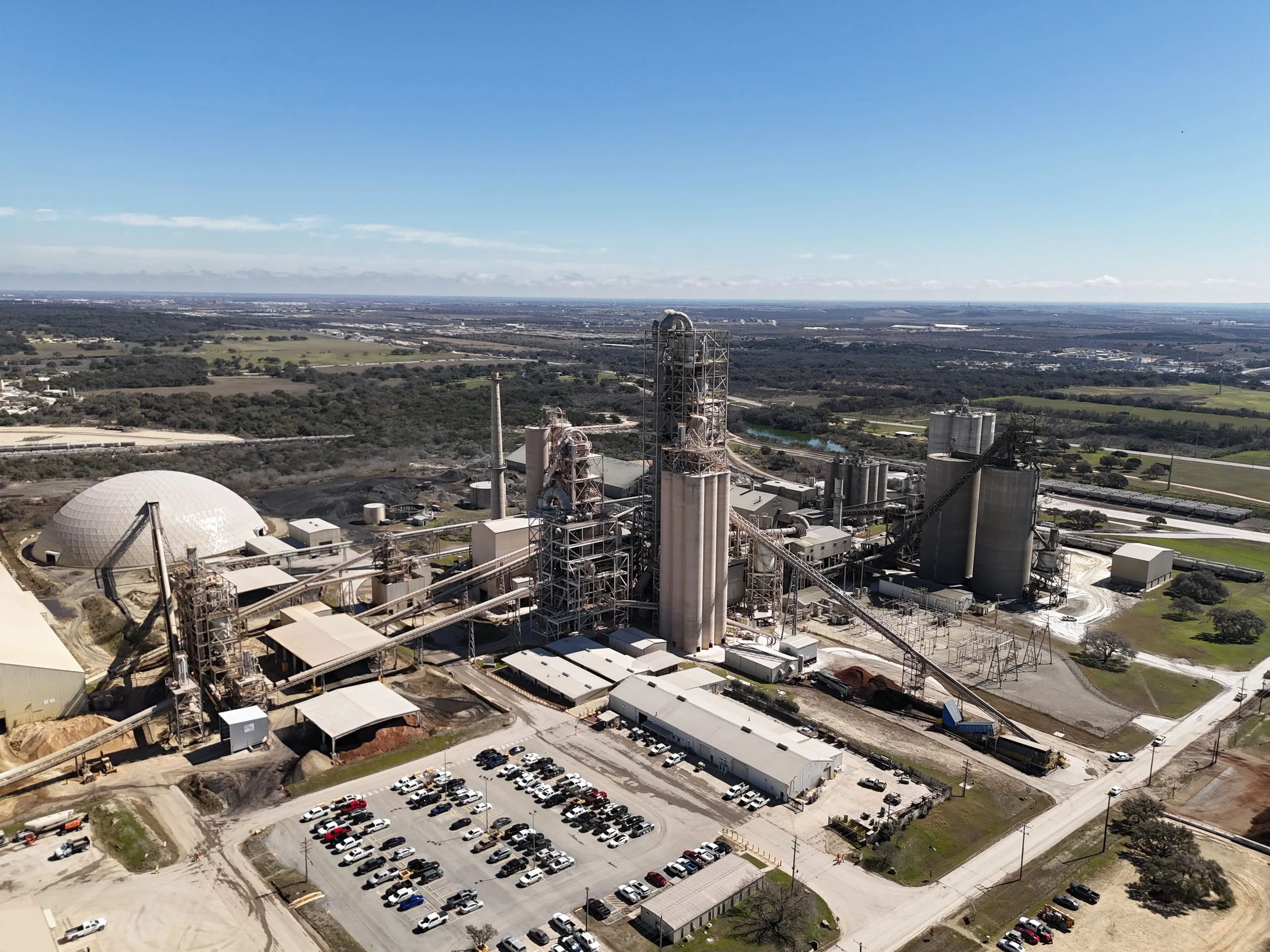 Image of cement plant