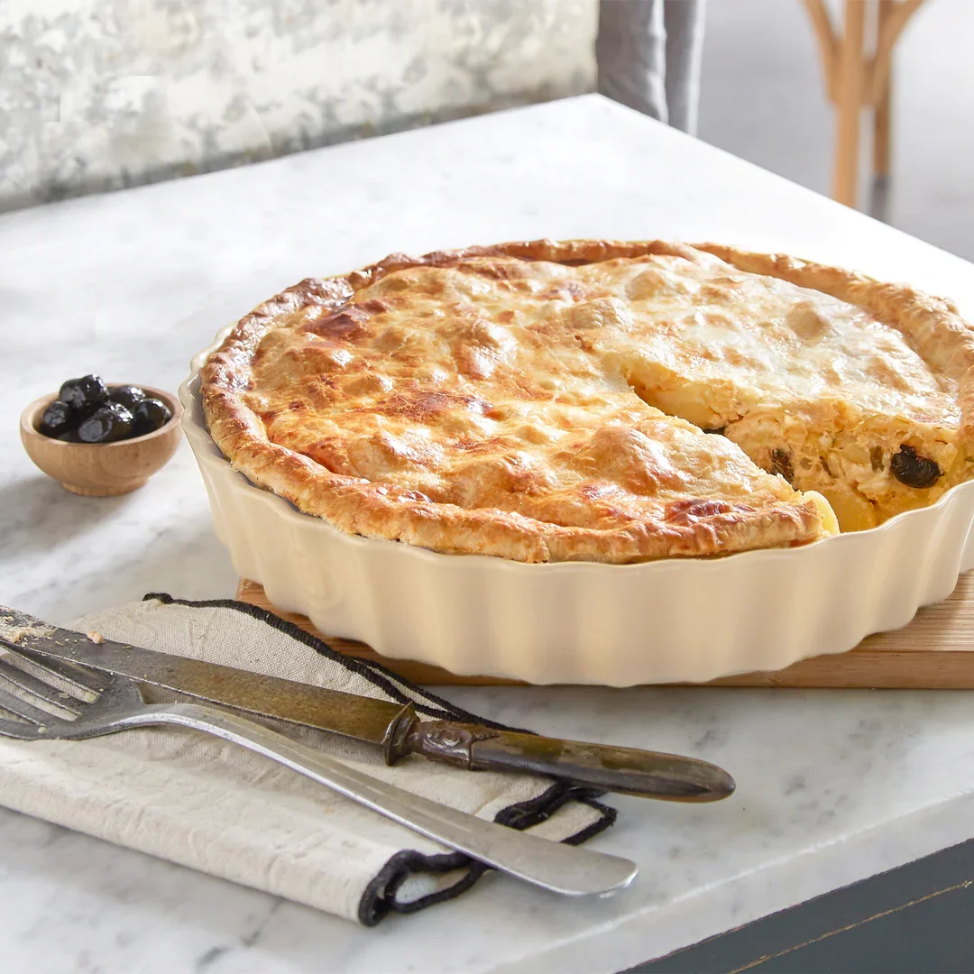 emile-henry-deep-flan-dish-clay-liffestyle-pie-borough-kitchen_1080x.webp