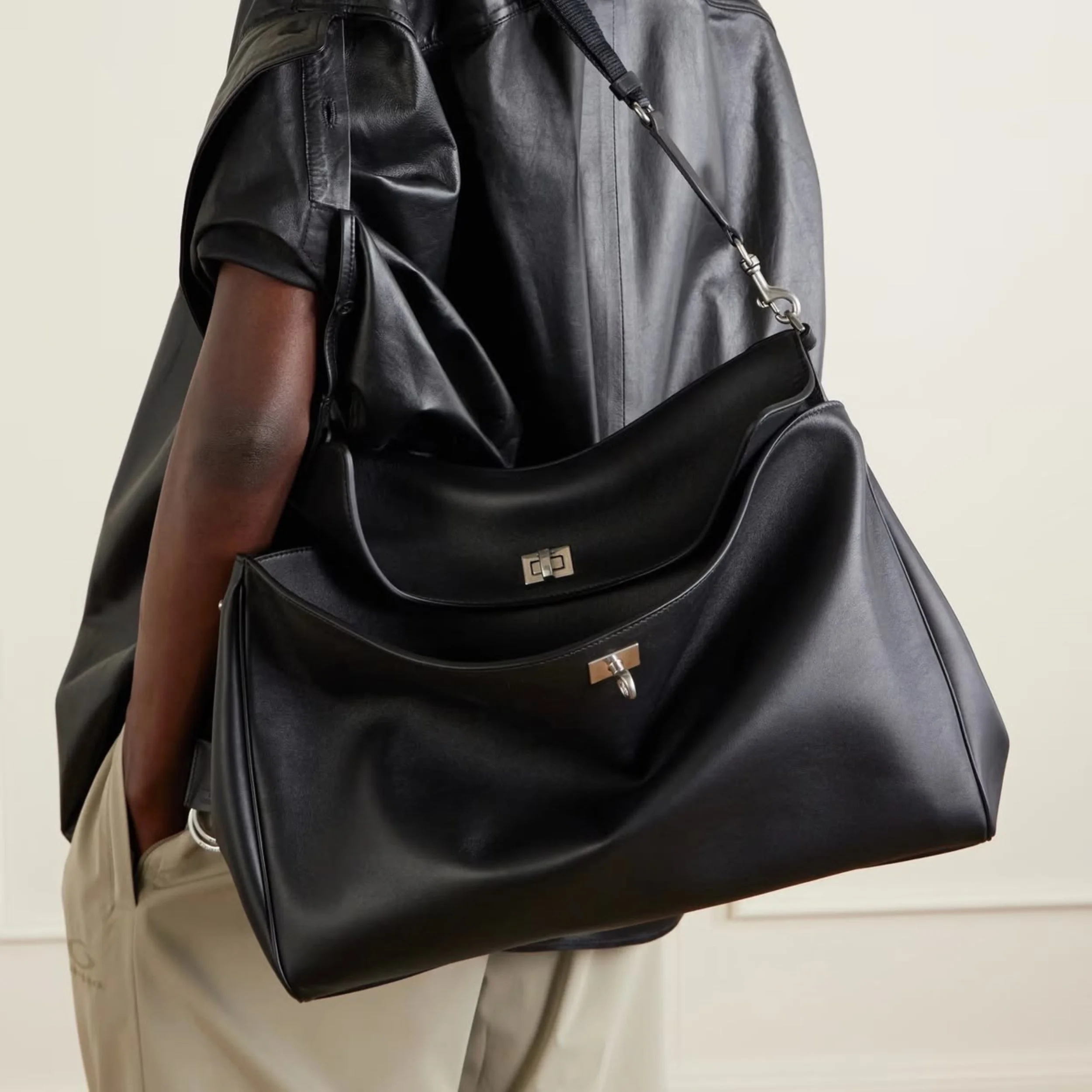 the-most-versatile-bag-colors-to-own-balenciaga-rodeo.jpg