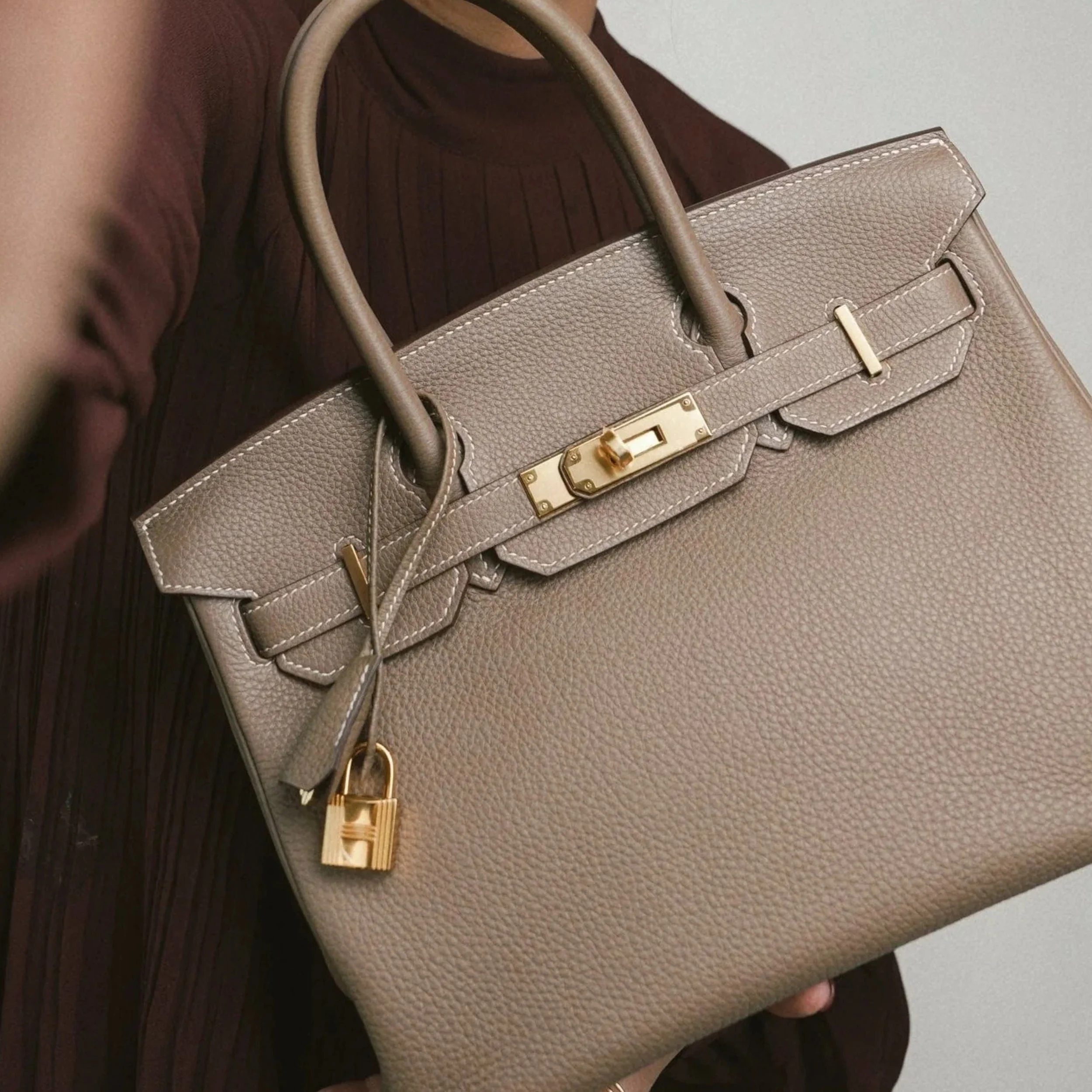 the-most-versatile-bag-colors-to-own-hermes-birkin-etoupe.jpg