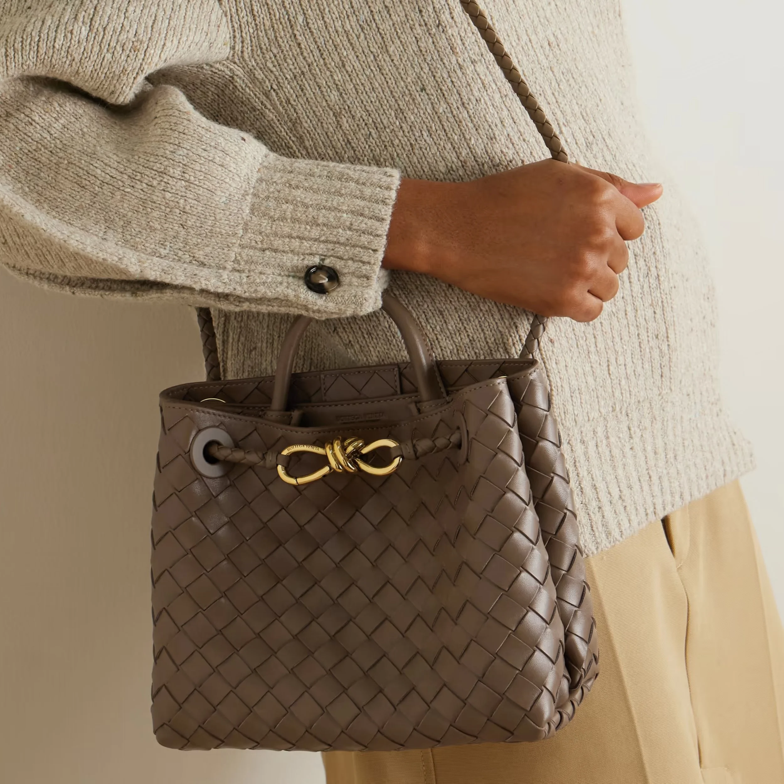 the-most-versatile-bag-colors-to-own-bottega-veneta-andiamo-brown.jpg