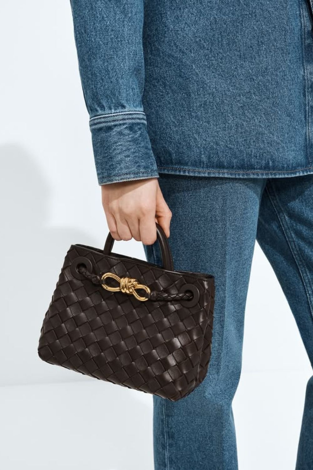 bottega-veneta-andiamo-fondant-style.jpg