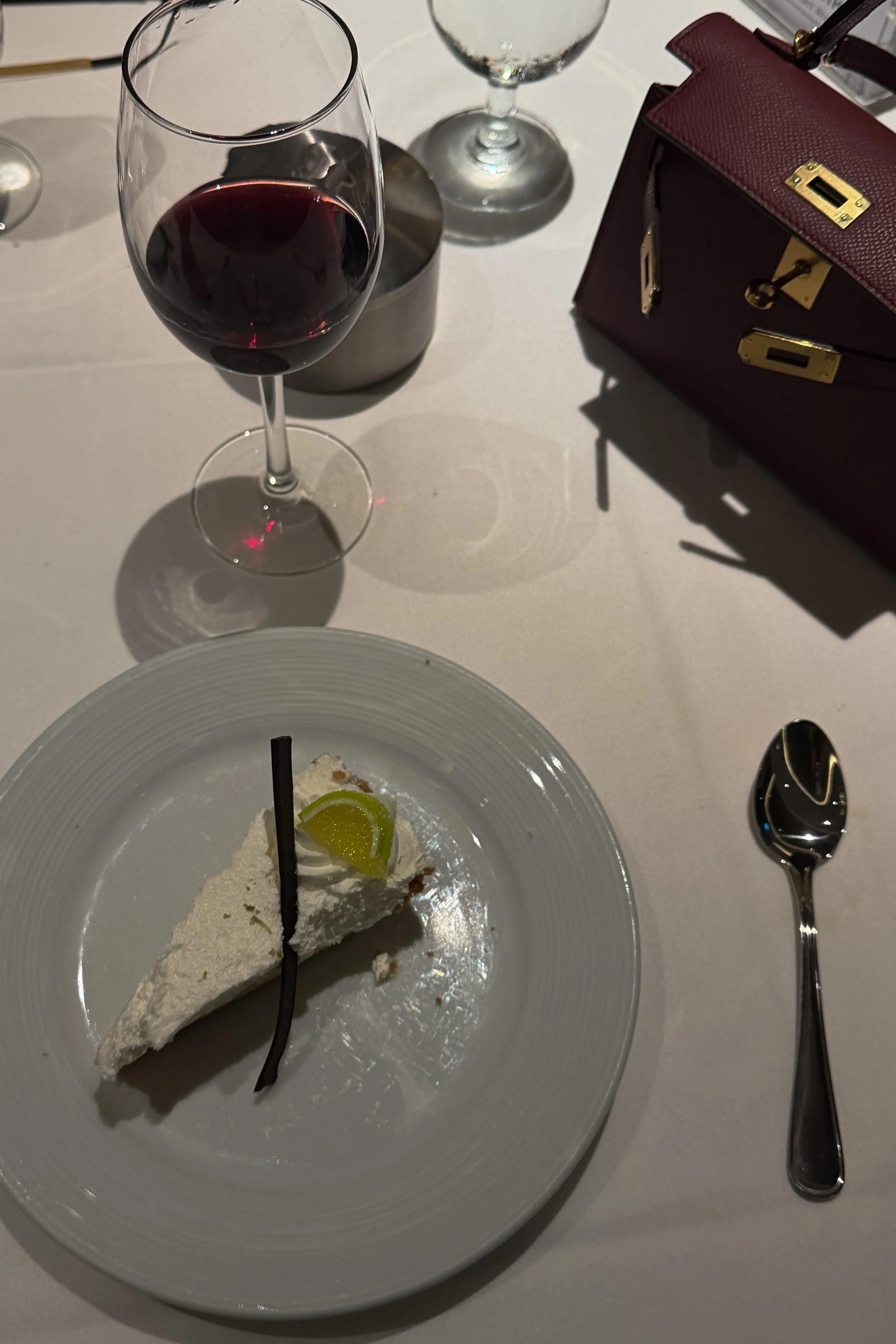mini-kelly-cruise-dinner-bag.jpg