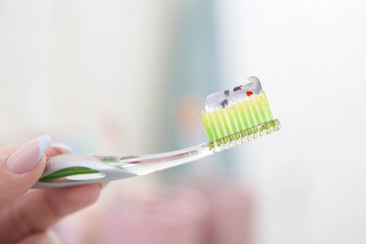 Colgate MaxFresh Berry Magic-ReneeC_6.JPG