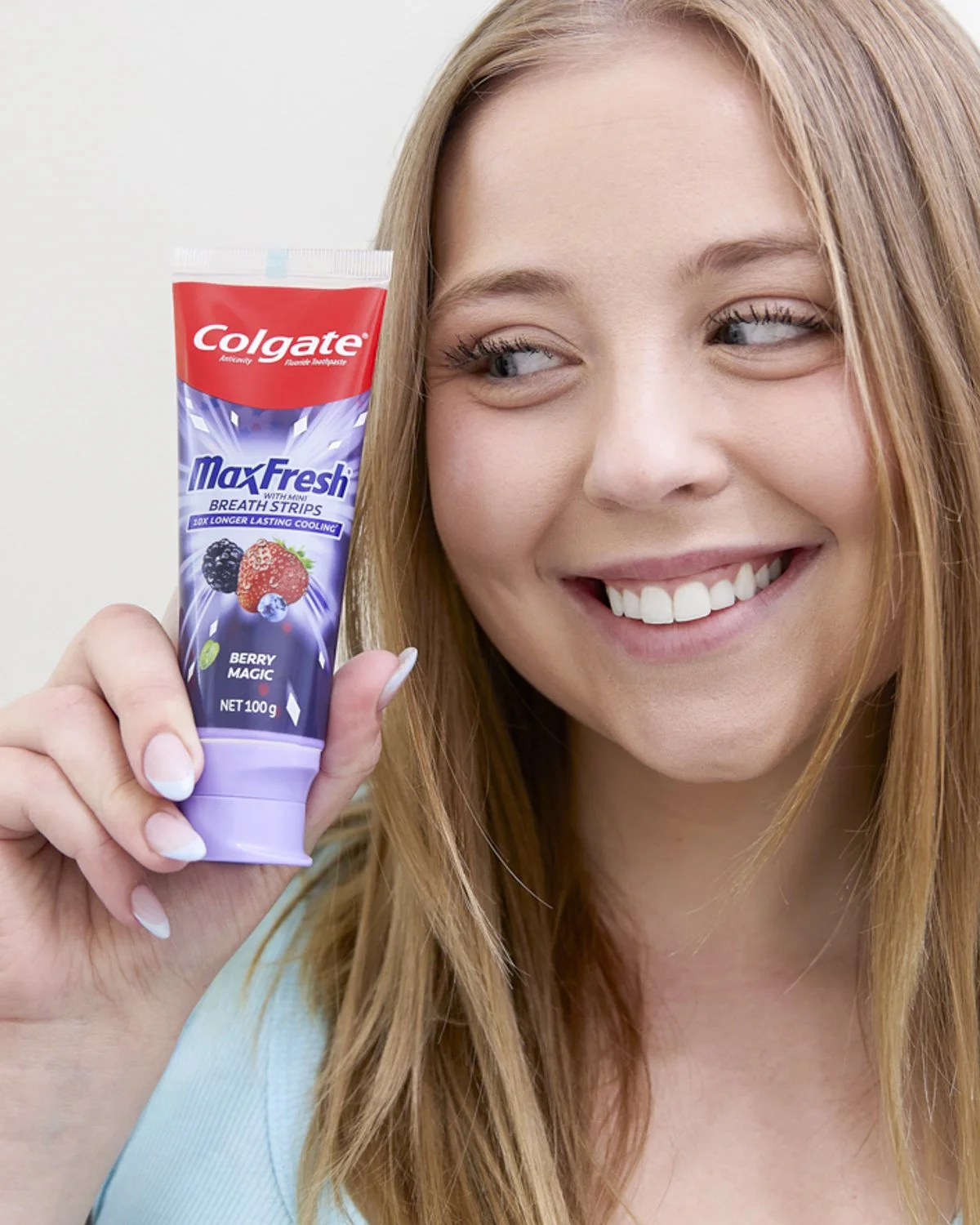Colgate MaxFresh Berry Magic-ReneeC_3.JPG