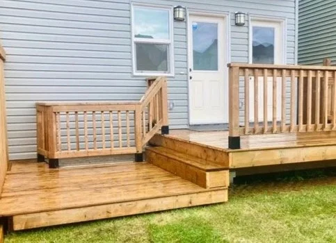 Pressure+treated%2C+backyard+ground+deck%2C+attached+deck%2C+Red+Deer.jpg