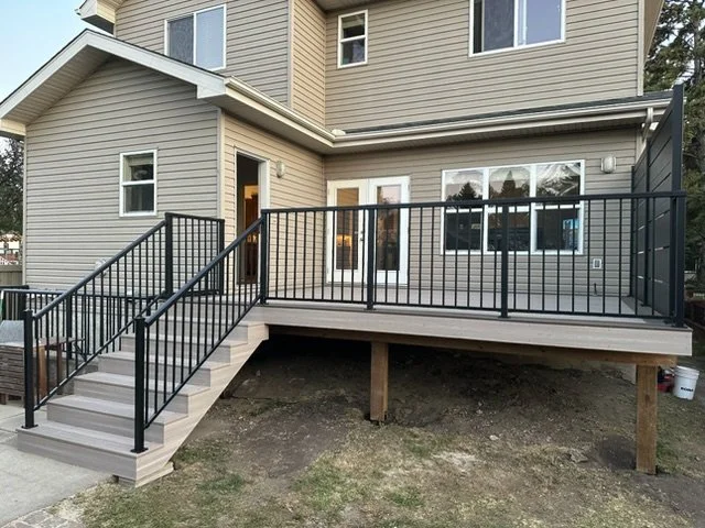 Fiberon composite deck, aluminum railings, Edmonton