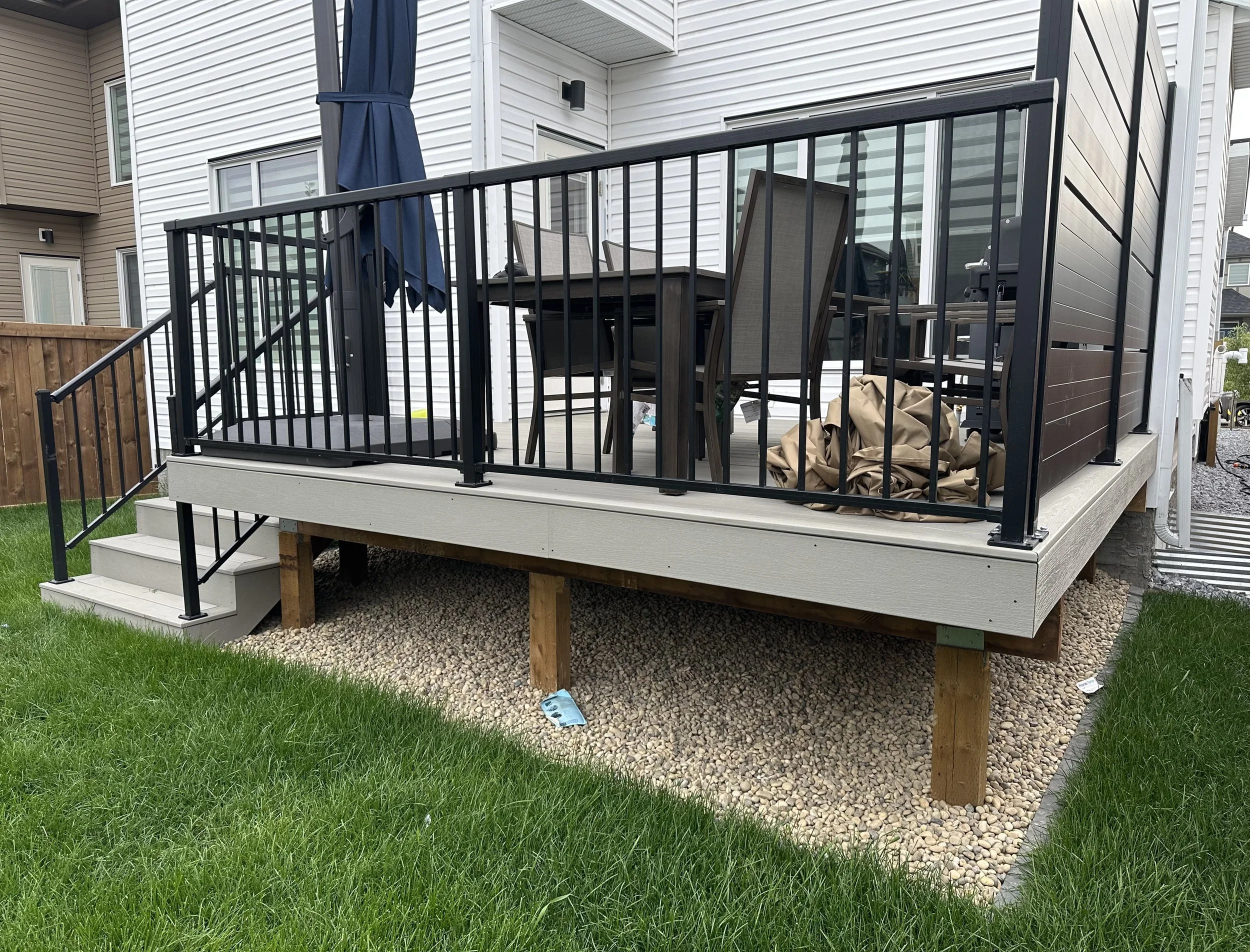Trex composite attached deck, Fort Saskatchewan