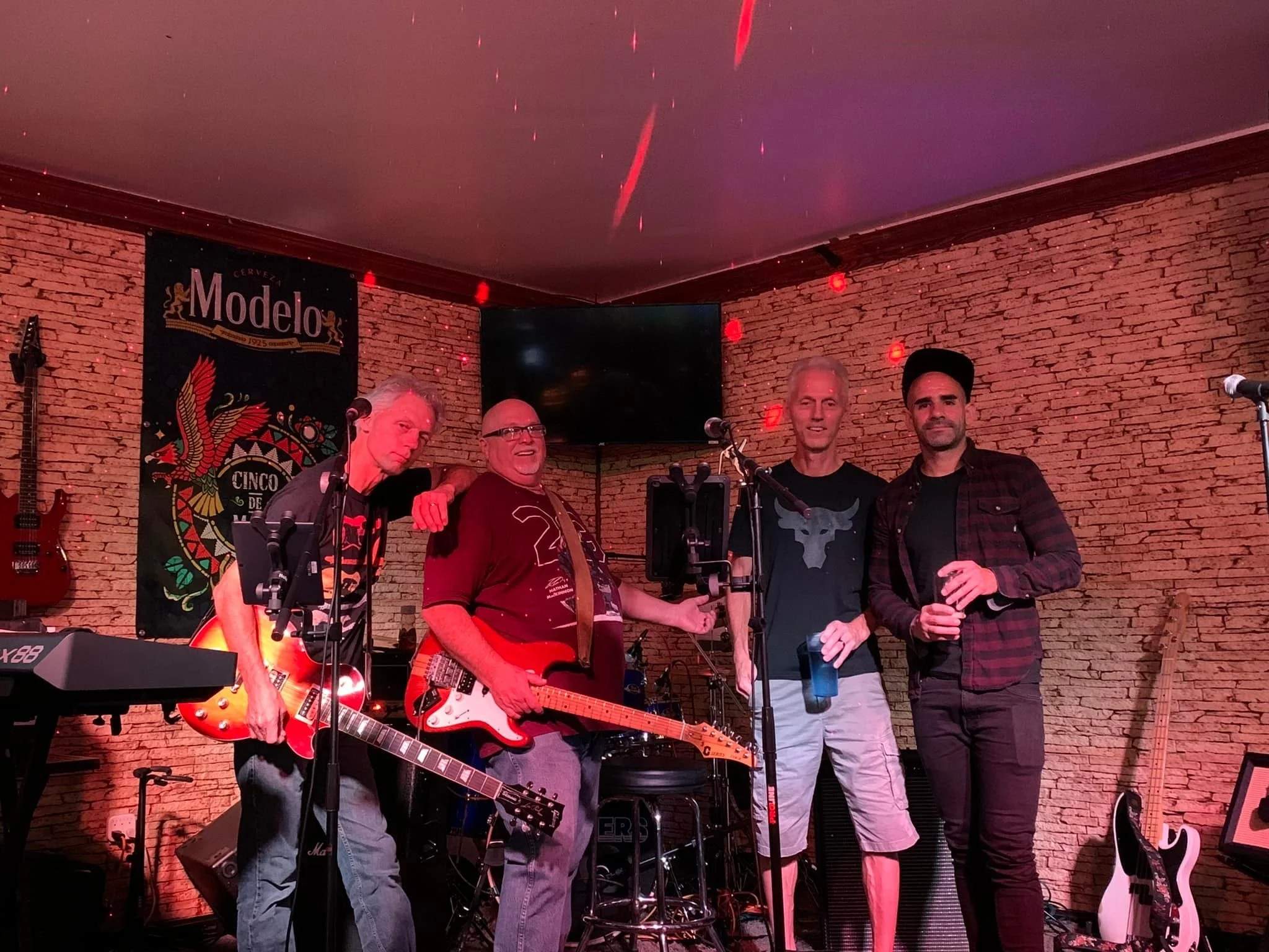 The Runners - Live Music