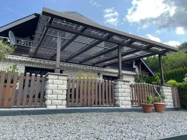 solar panel pergola.jpg