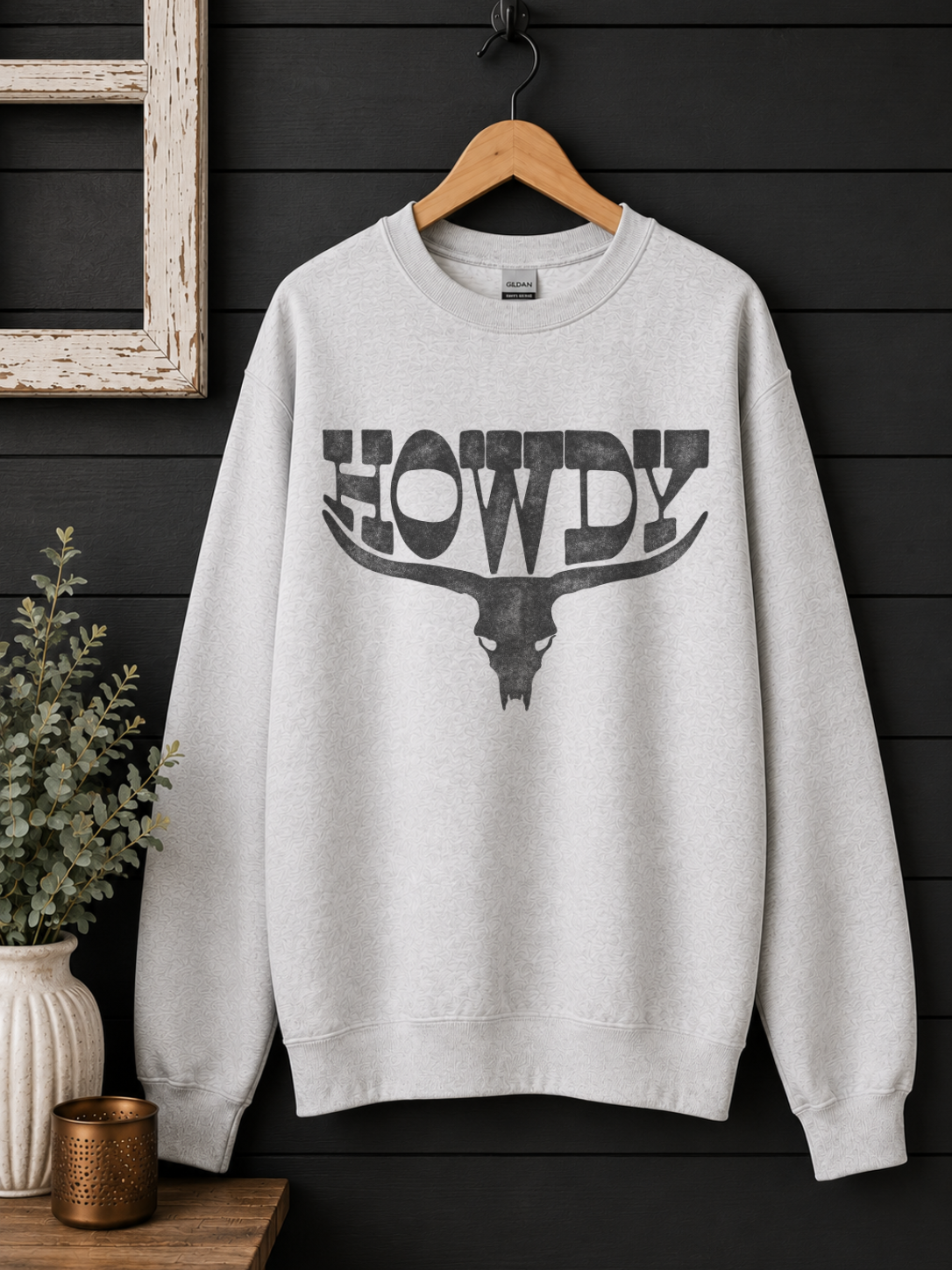 HOWDY BULL SWEATSHIRT (2 DESIGN COLORS AVAILABLE)