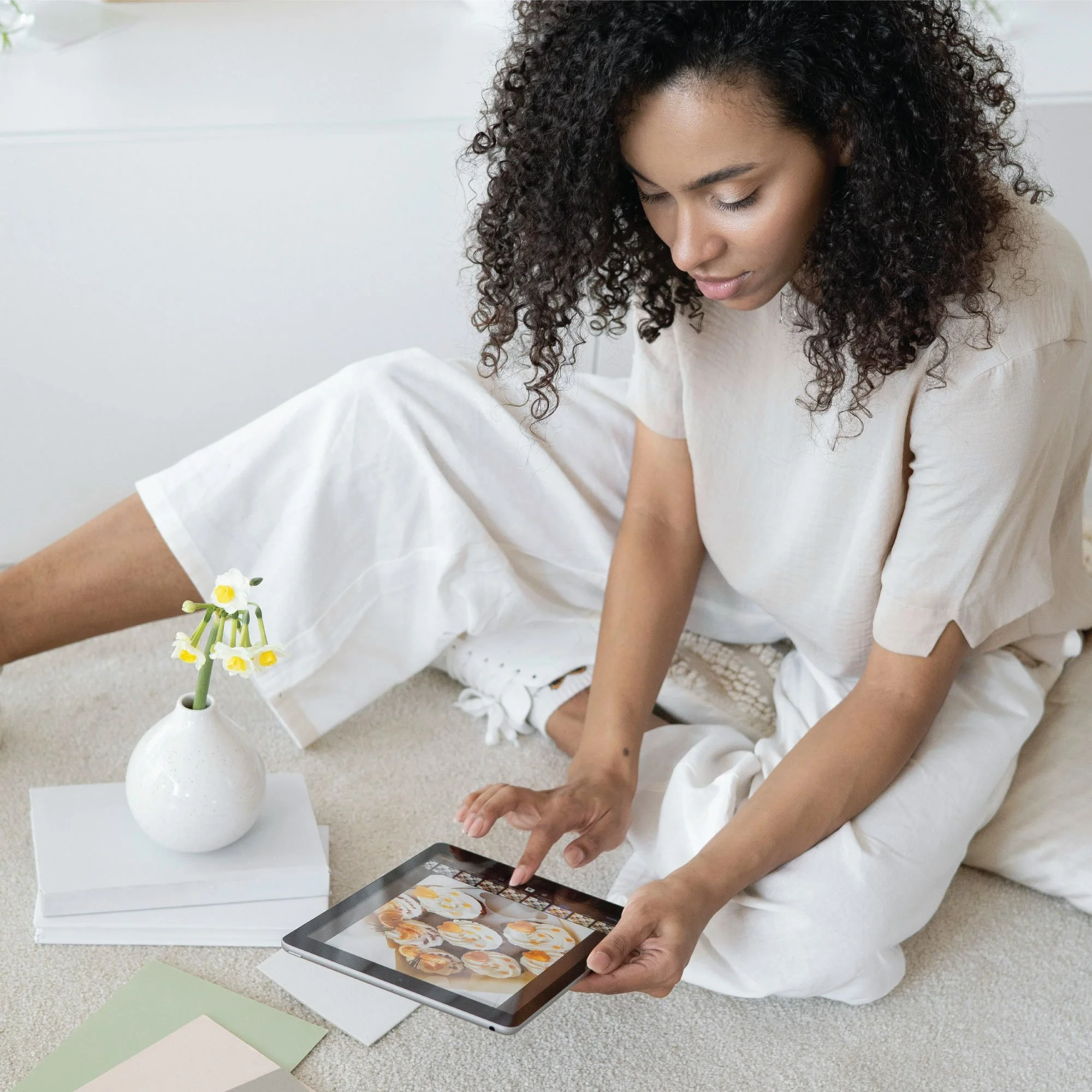 girl-on-tablet.jpg