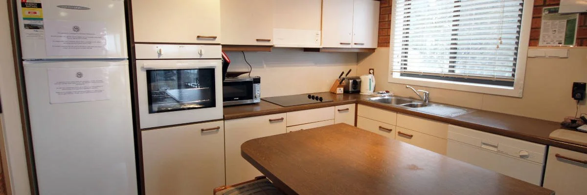 Limlimbu-6-kitchen.jpg
