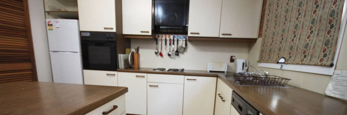 Limlimbu-11-kitchen.jpg