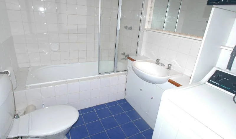LesChalet-4-bath3_800.jpg