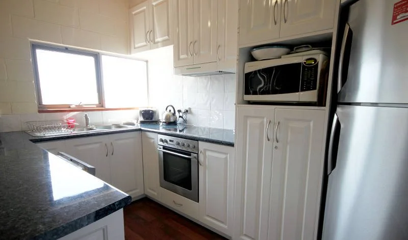 Katmandu-6-kitchen_800.jpg