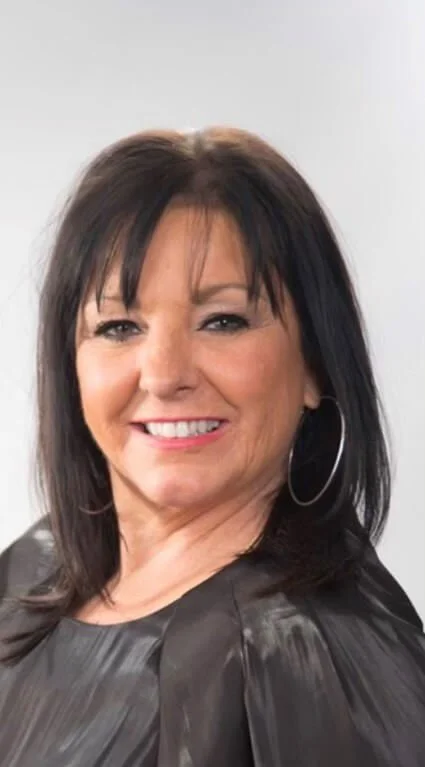 Lisa R. Bray