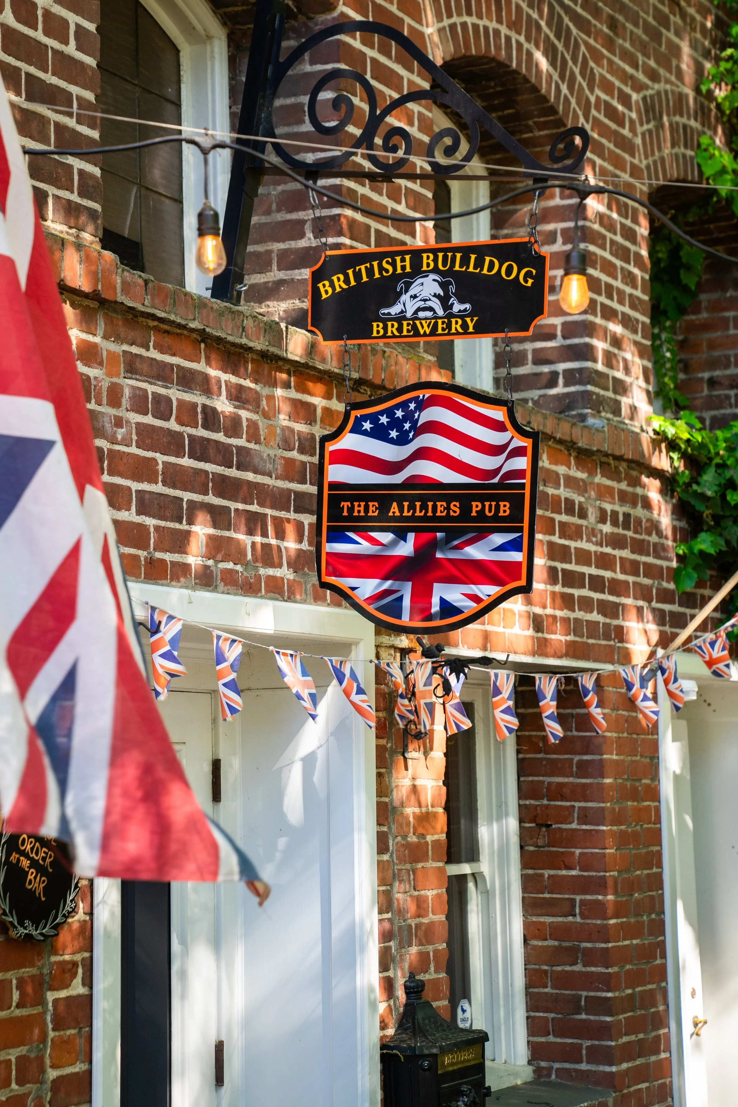The Allies Pub