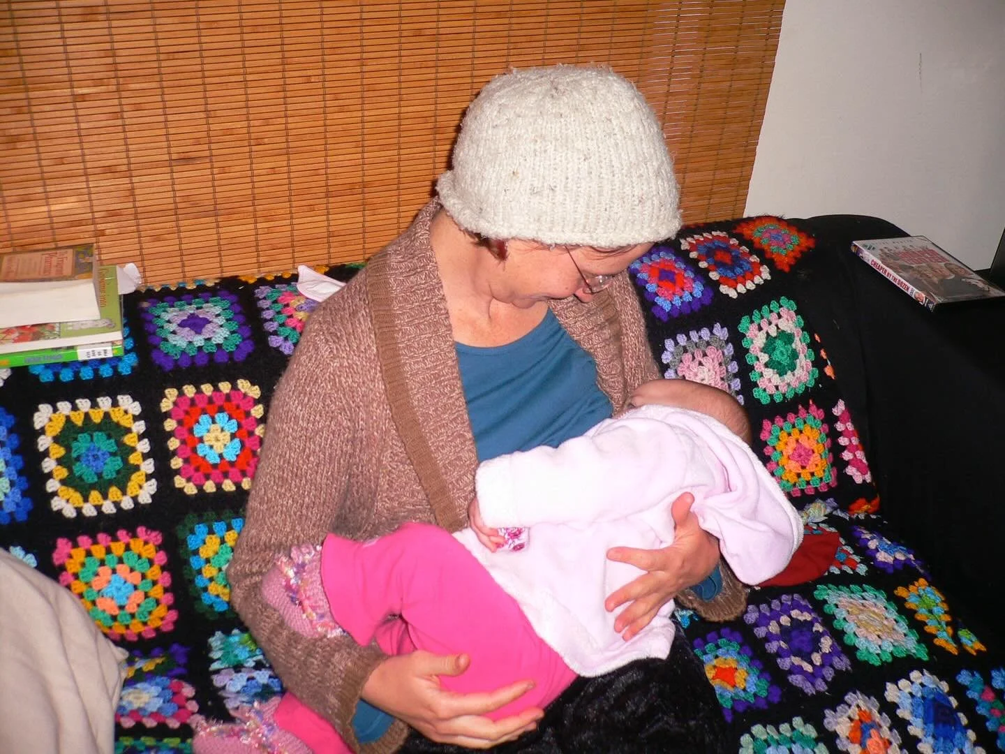 An Ode to Breastfeeding . Holding the Whole Story &hearts;️🌹&hearts;️

The first image here is of me breastfeeding my daughter at 11 months of age. 

A tender moment &hearts;️
My early breastfeeding journey was not without challenge.

I had thrush.
