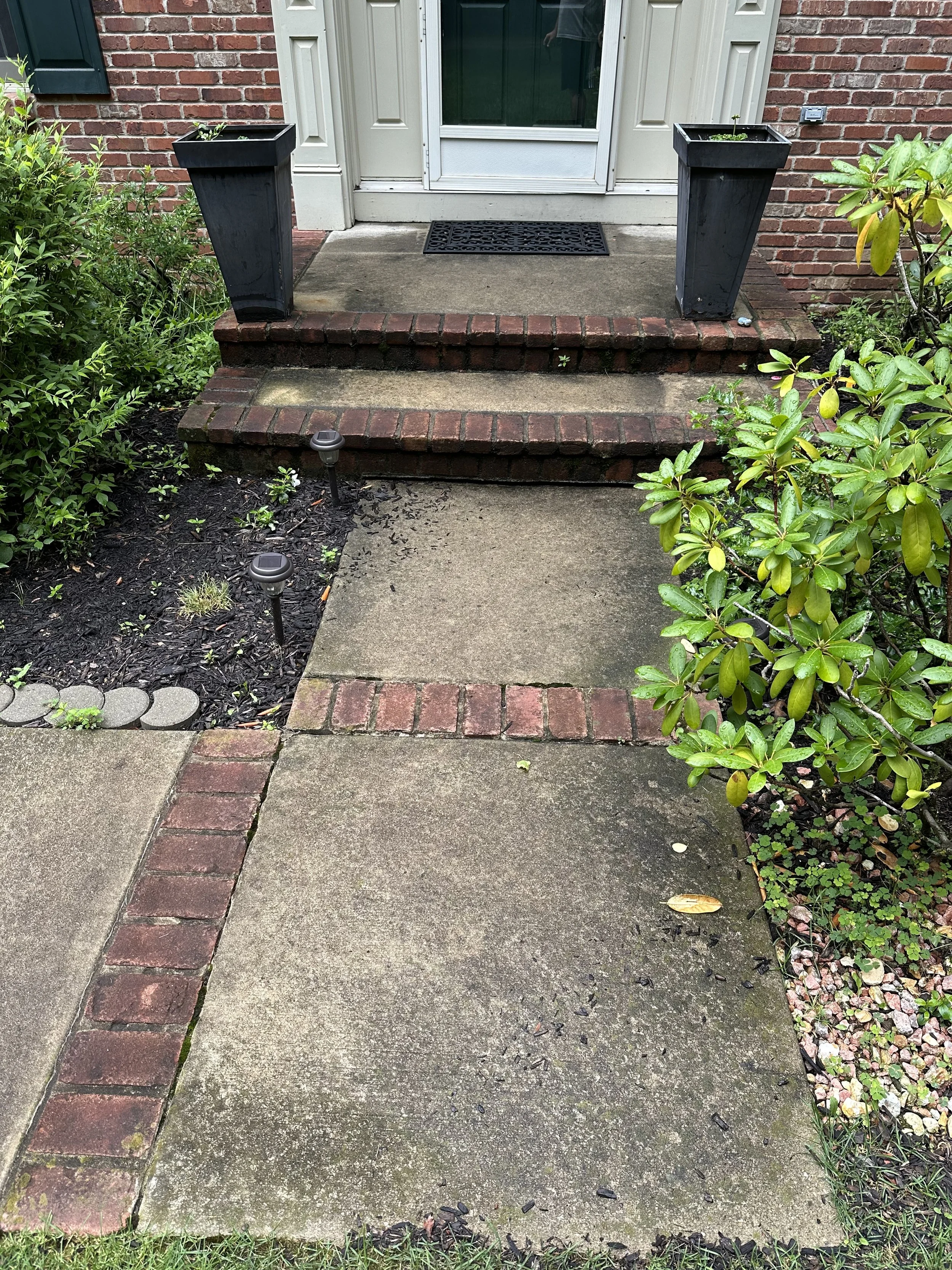 sidewalk dirty.jpeg