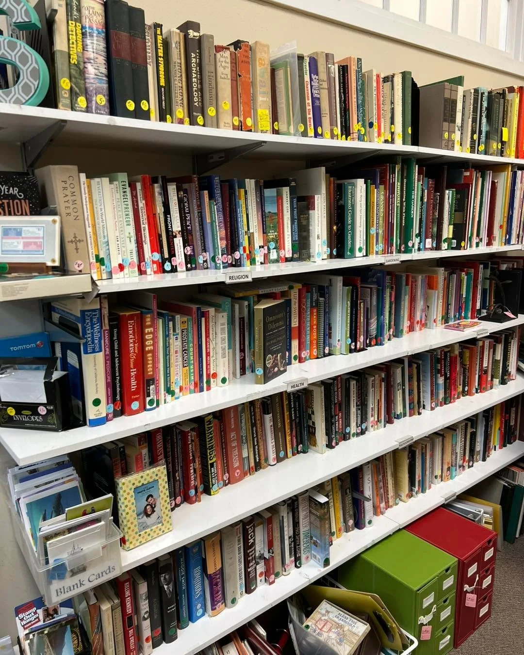 Stop by the Favarh Thrift Shop to stock up on your summer reading. A generous donor just added 60+ current hardcover novels to our collection that you can purchase for $5.00 each. 
250 Albany Tpke, Canton
#favarhthriftshop