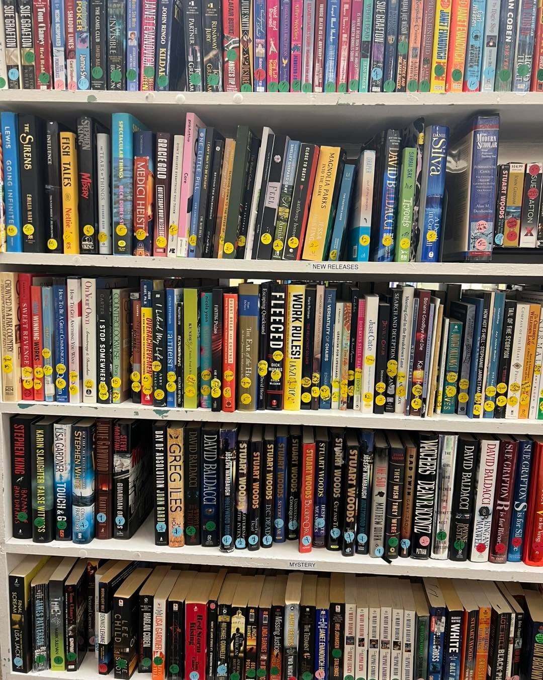 Did you know the Favarh Thrift Shop has new release and author signed books for $2.00-$5.00, not to mention our $1.00 books!! 
#favarhthriftshop
